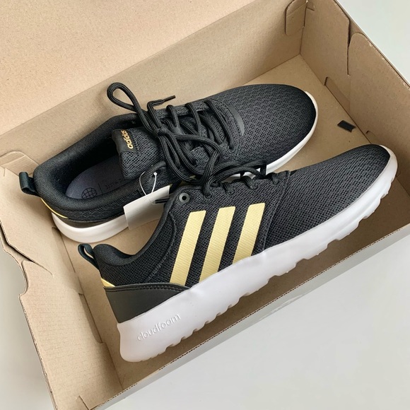 ADIDAS WT RACER SNEAKER SPORT SHOE IN BLACK WITH GOLD 3 STRIPES SIZE 9 - Picture 2 of 10